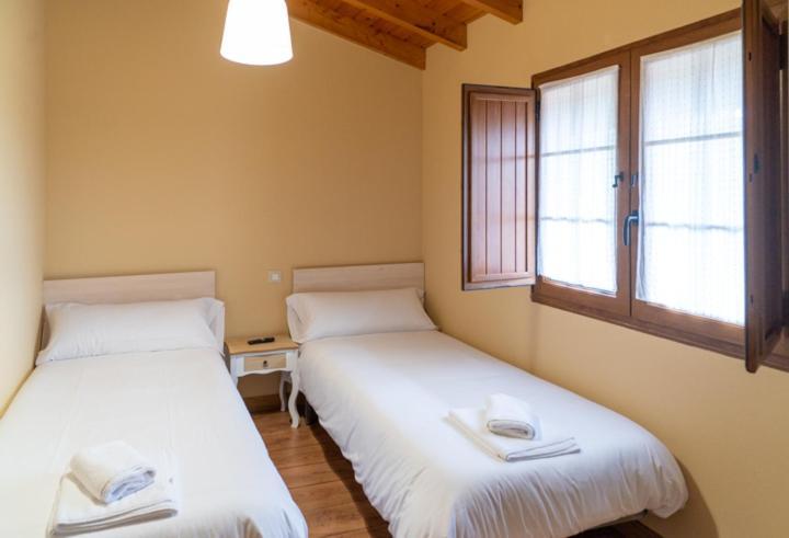 La Casita Verde De Cabarceno Sobarzo Exterior foto