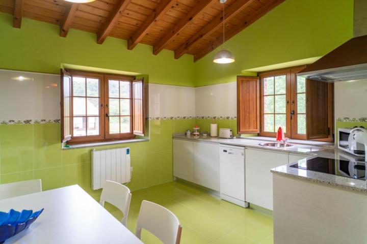 La Casita Verde De Cabarceno Sobarzo Exterior foto